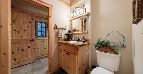 3838 Meadow Road, South Lake Tahoe, CA 96150 Photo