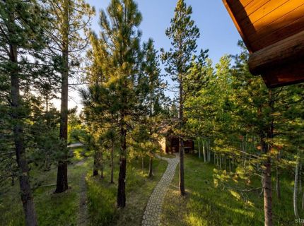 3838 Meadow Road, South Lake Tahoe, CA 96150 Photo