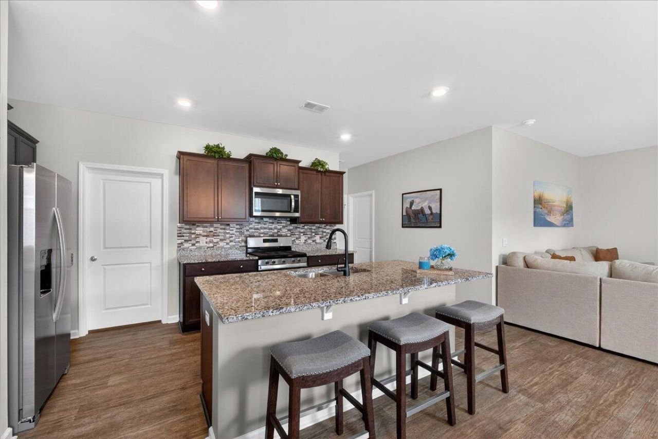 229 N Light Way Photo 10