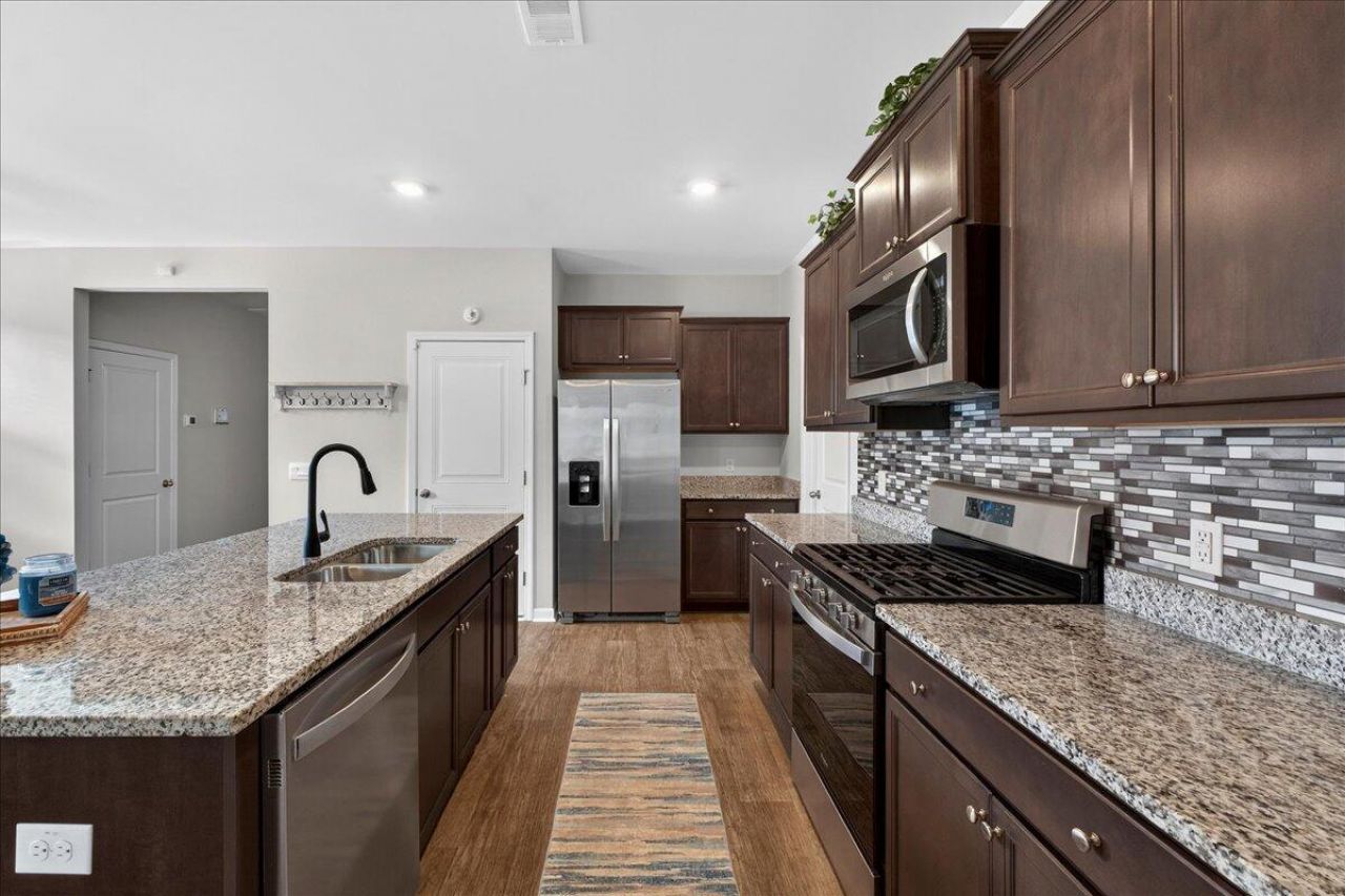 229 N Light Way Photo 11