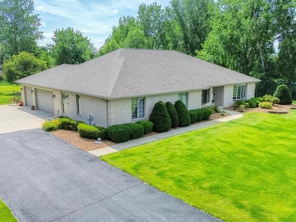 24031 S SCHOOLHOUSE Road , Manhattan, IL 60442