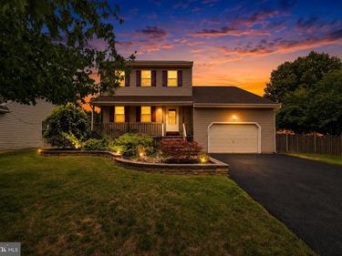 1934 COLONIAL DRIVE, CROYDON, PA 19021