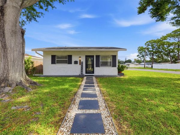 801 89TH AVENUE N, ST PETERSBURG, FL 33702