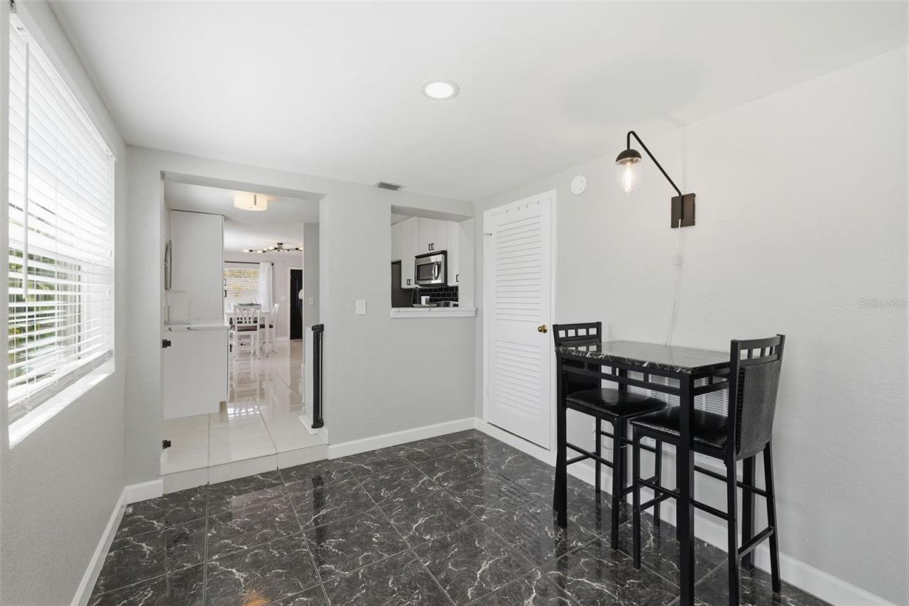 801 89th Avenue N, Saint Petersburg, FL 33702 Photo