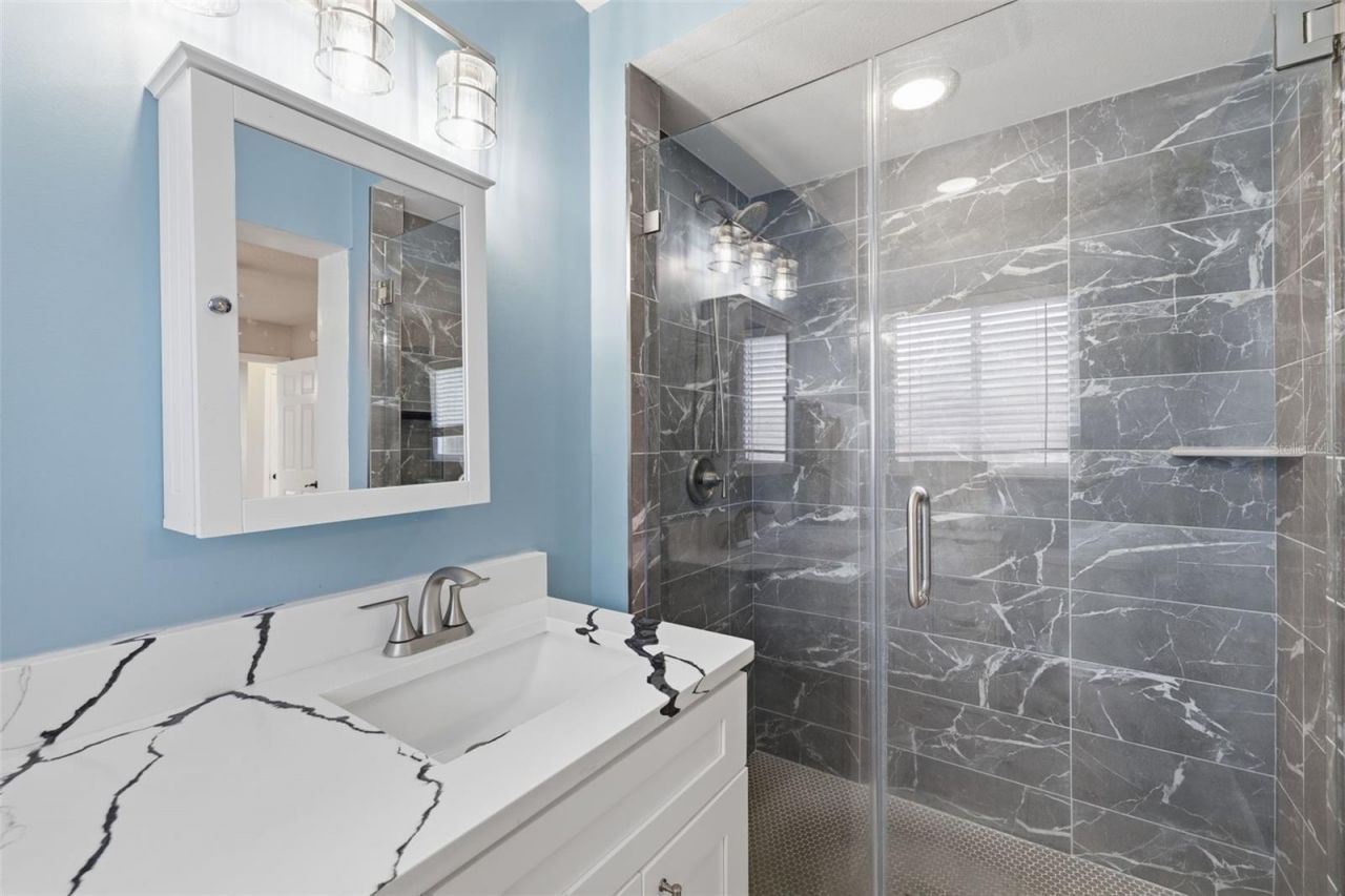 801 89th Avenue N, Saint Petersburg, FL 33702 Photo