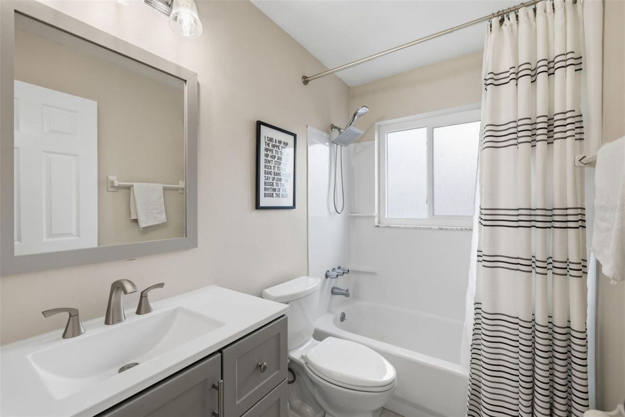 801 89th Avenue N, Saint Petersburg, FL 33702 Photo