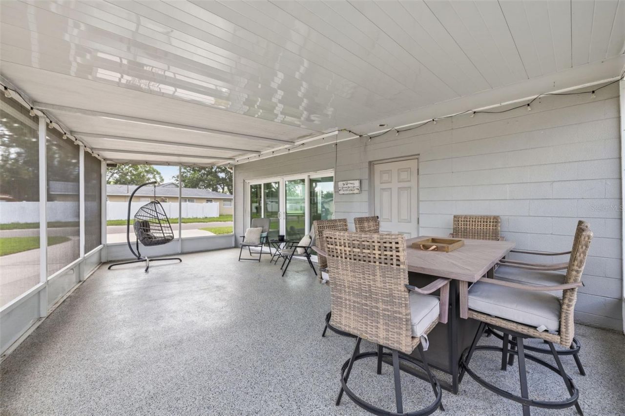 801 89th Avenue N, Saint Petersburg, FL 33702 Photo