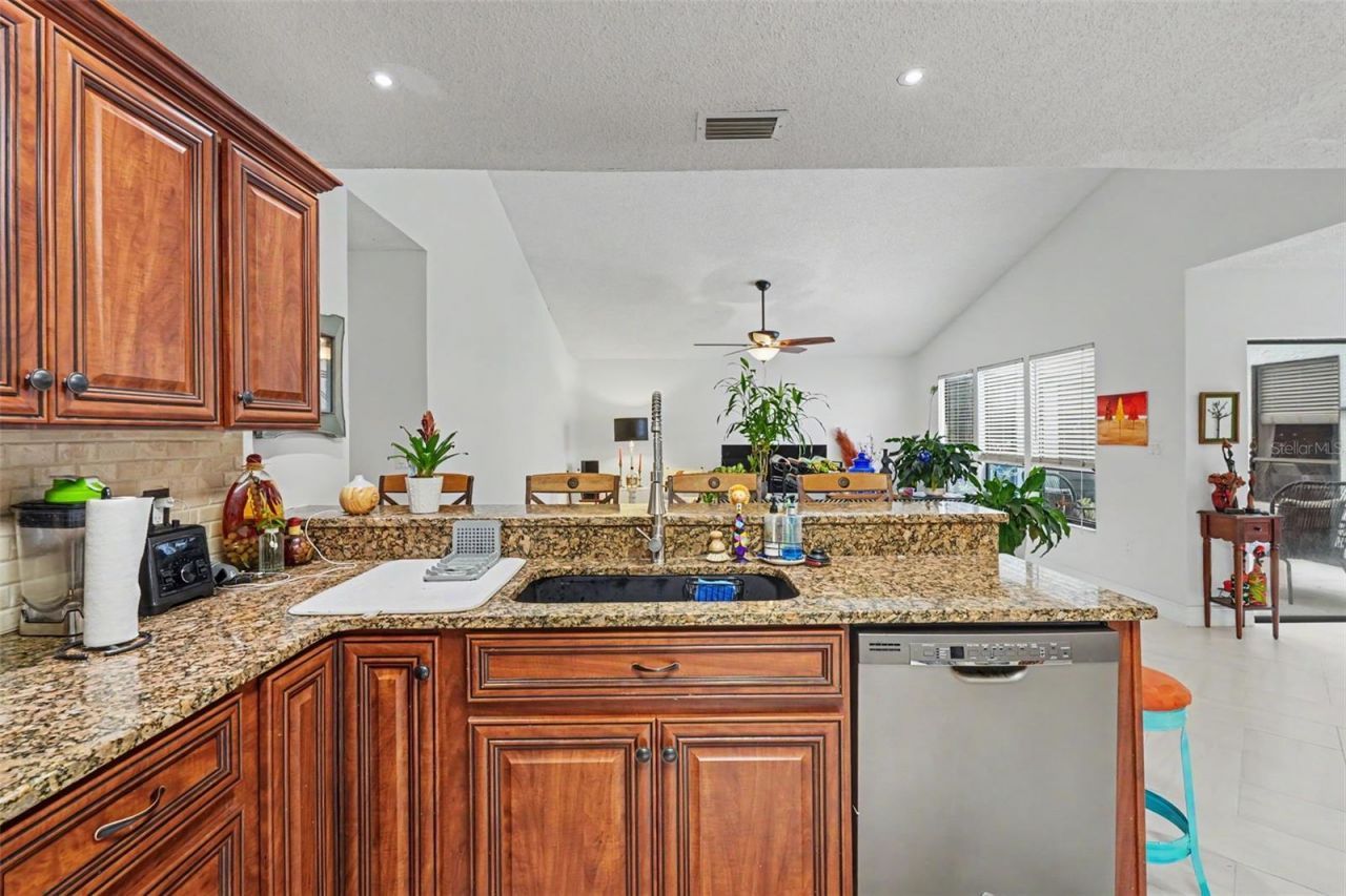 2773 Jeffrey Drive , Palm Harbor, FL 34684 Photo