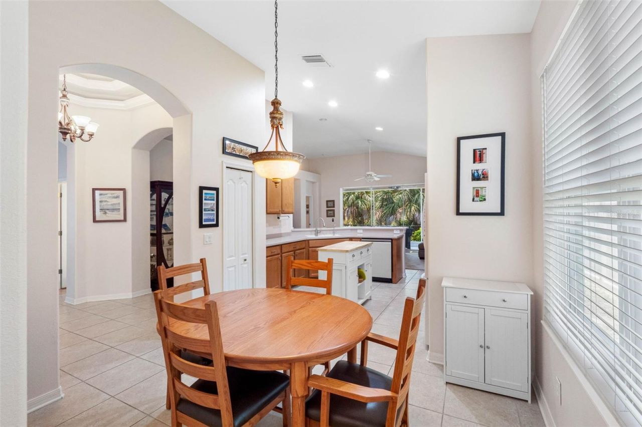 5335 Clover Mist Drive , Apollo Beach, FL 33572 Photo