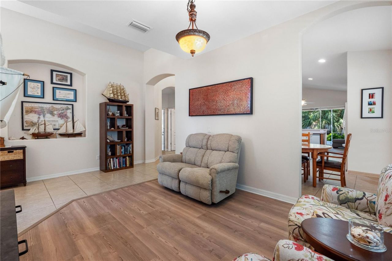 5335 Clover Mist Drive , Apollo Beach, FL 33572 Photo