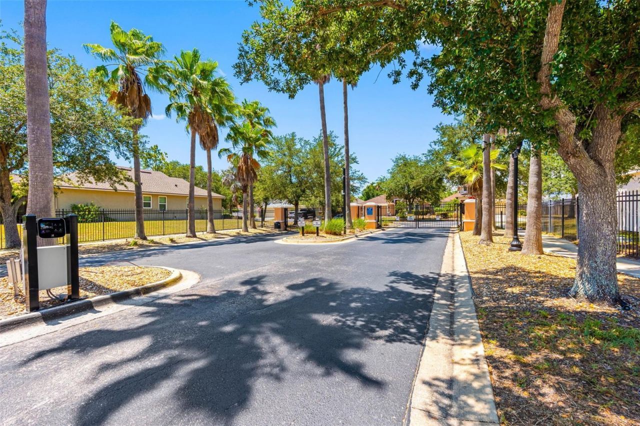 5335 Clover Mist Drive , Apollo Beach, FL 33572 Photo