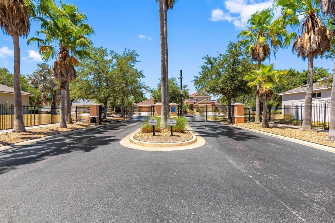 5335 Clover Mist Drive , Apollo Beach, FL 33572 Photo