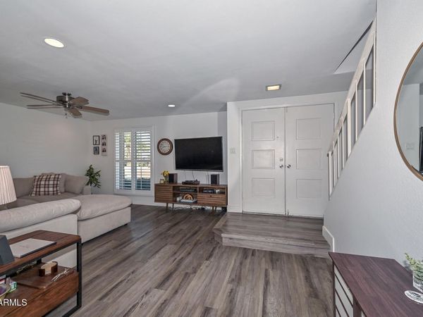 8305 E VISTA Drive, Scottsdale, AZ 85250