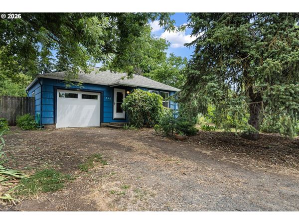 940 W N ST, Springfield, OR 97477