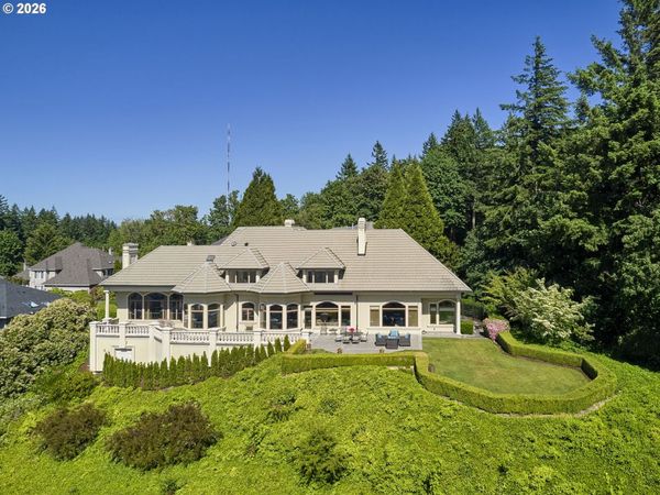 1205 SW FAIRFAX PL, Portland, OR 97225