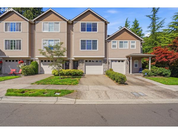 9097 SW SWEEK DR, Tualatin, OR 97062