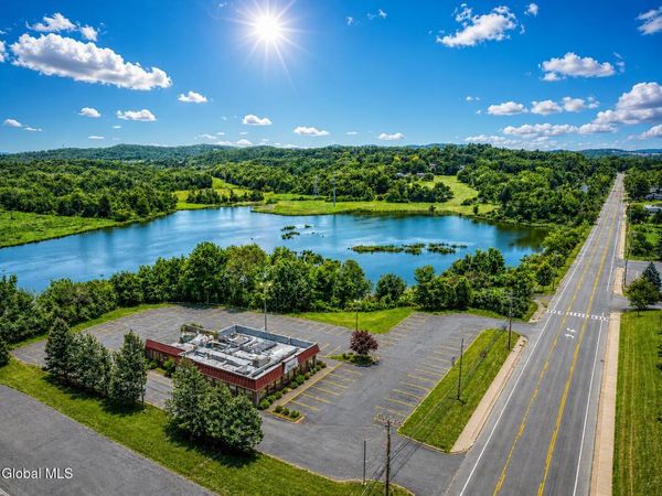 855 Hoosick Road, Troy, NY 12180