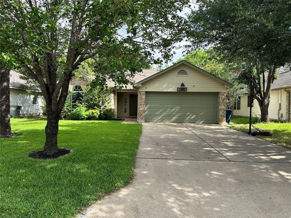 1217 Nightshade LN, Leander, TX 78641