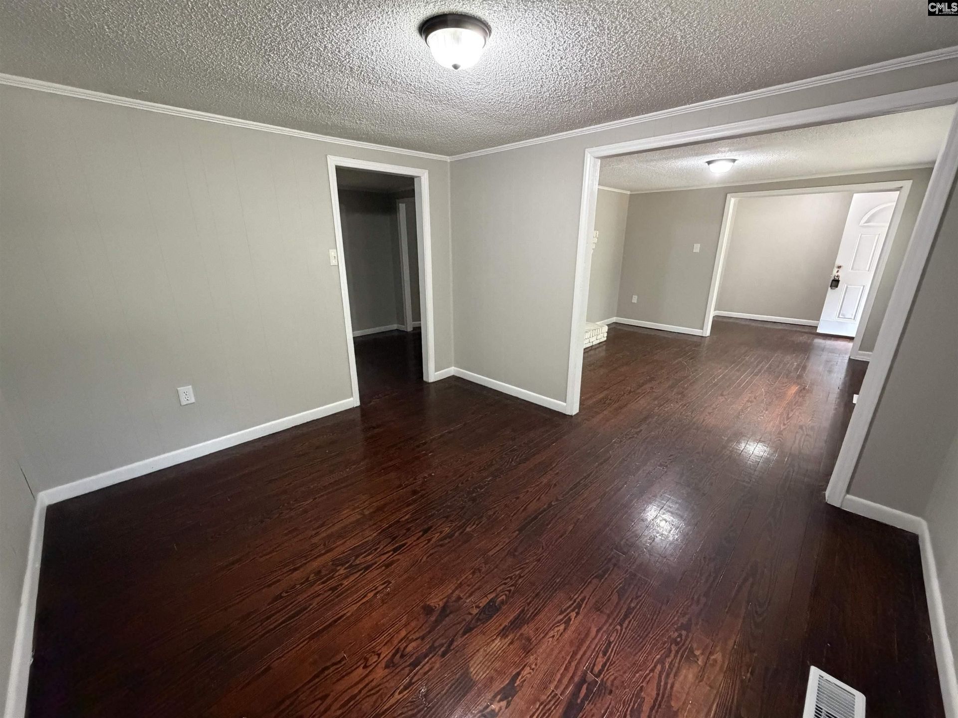1207 Hampton Photo 10