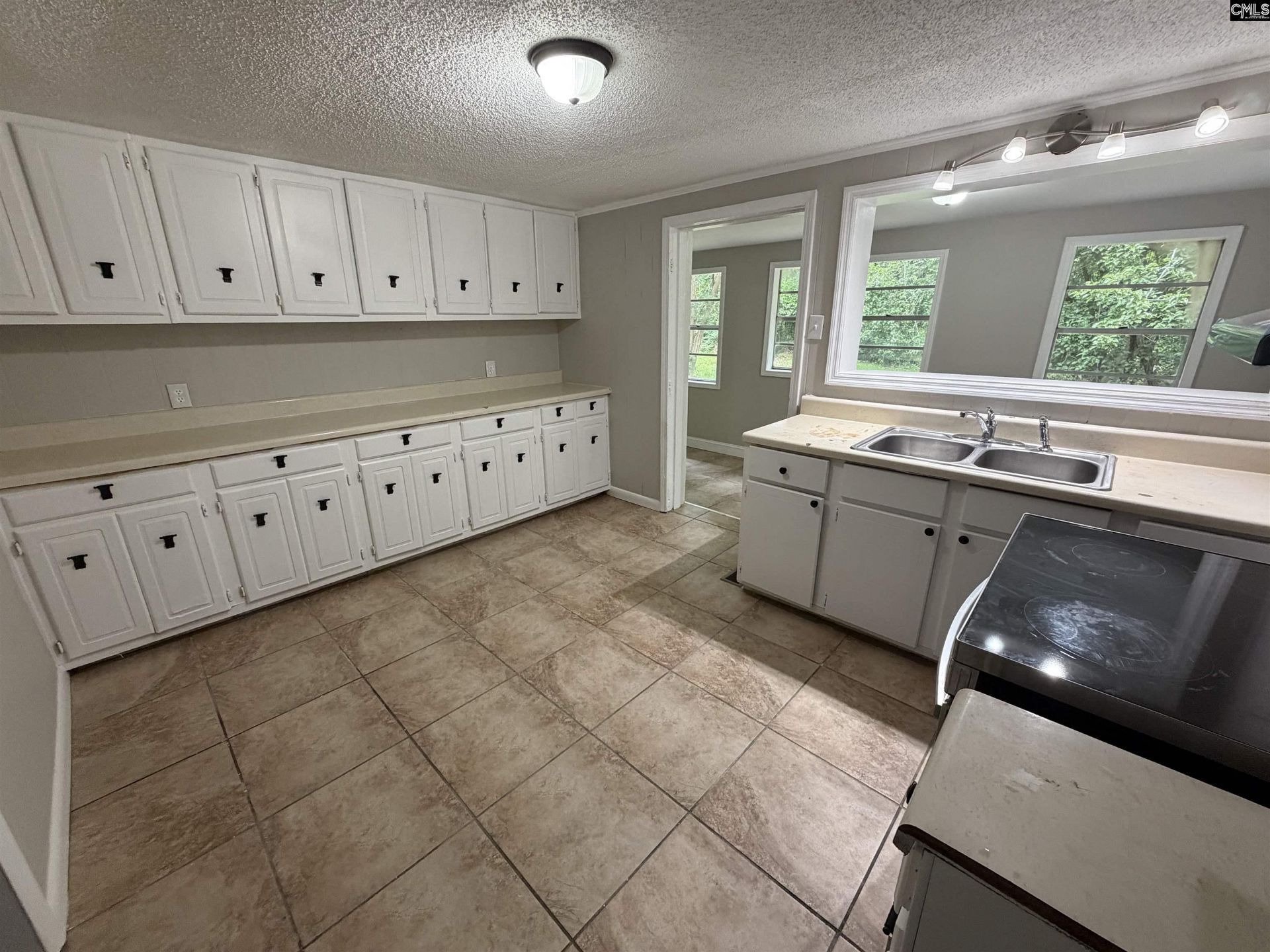 1207 Hampton Photo 11