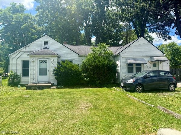 6988 Columbia Road , Unit S, Olmsted Twp, OH 44138