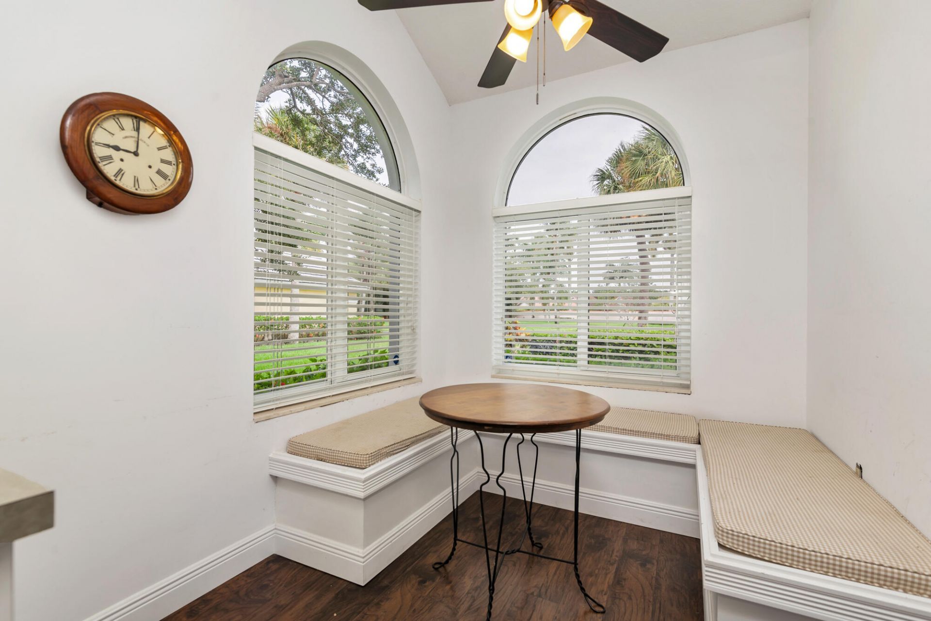 2402 Saratoga Bay Drive, West Palm Beach, FL 33409 Photo