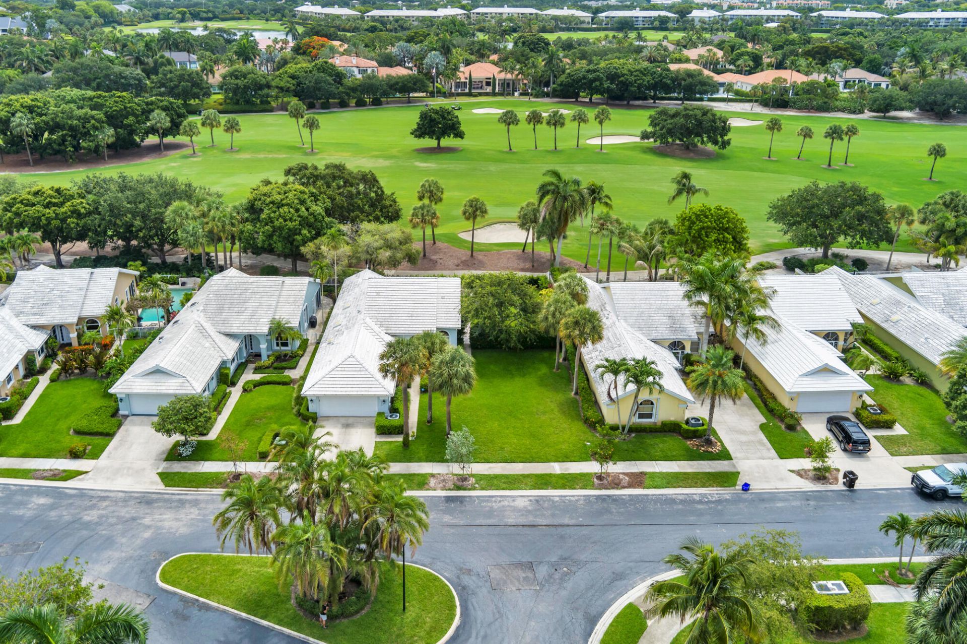 2402 Saratoga Bay Drive, West Palm Beach, FL 33409 Photo