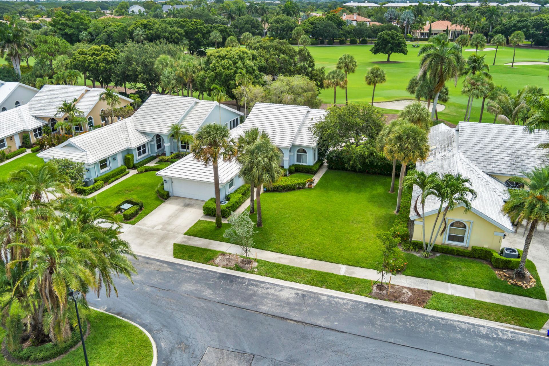 2402 Saratoga Bay Drive, West Palm Beach, FL 33409 Photo