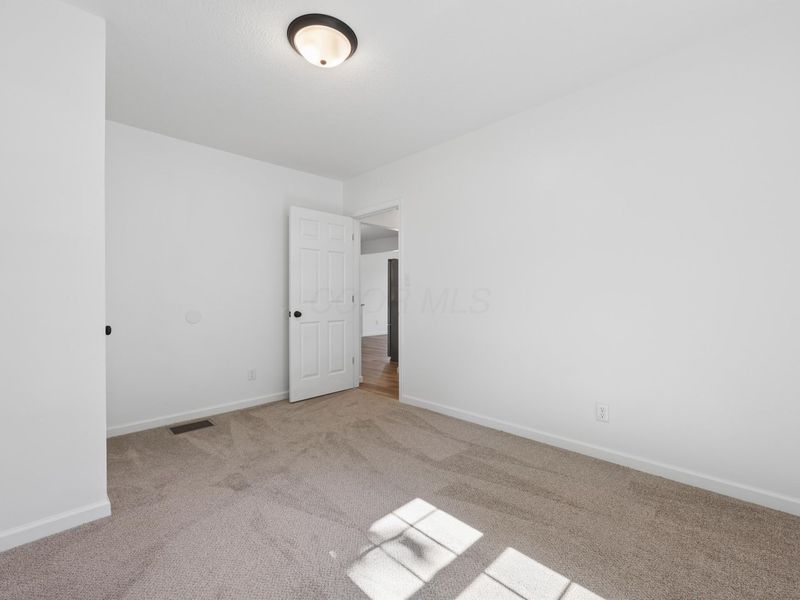 411 E Ohio Street, Circleville, OH 43113 Photo 19