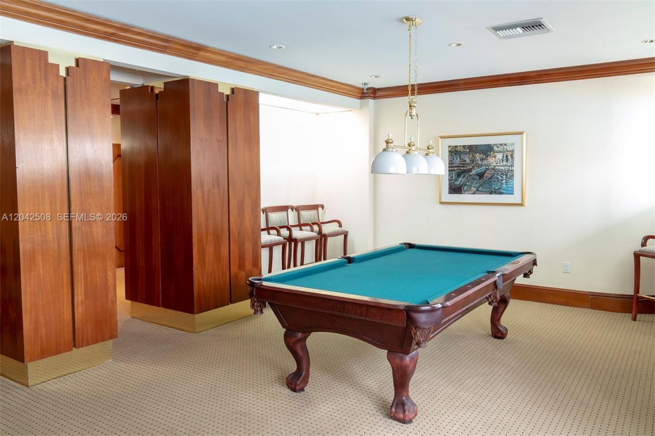 5757 Collins Ave , Unit 1604, Miami Beach, FL 33140 Photo