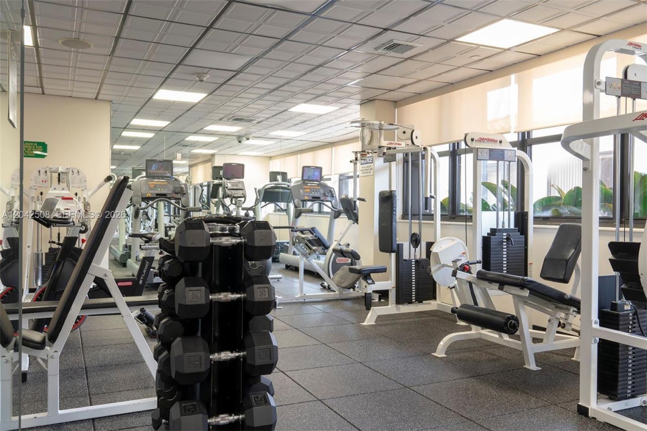 5757 Collins Ave , Unit 1604, Miami Beach, FL 33140 Photo