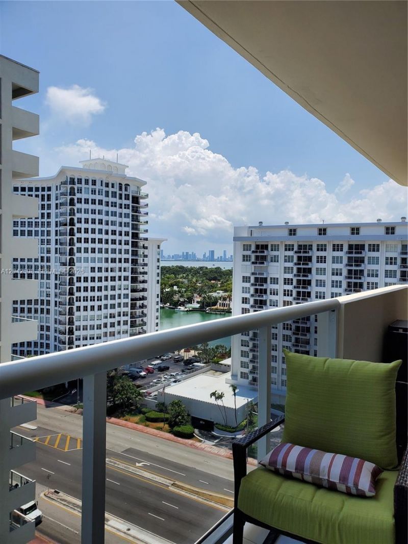5757 Collins Ave , Unit 1604, Miami Beach, FL 33140 Photo