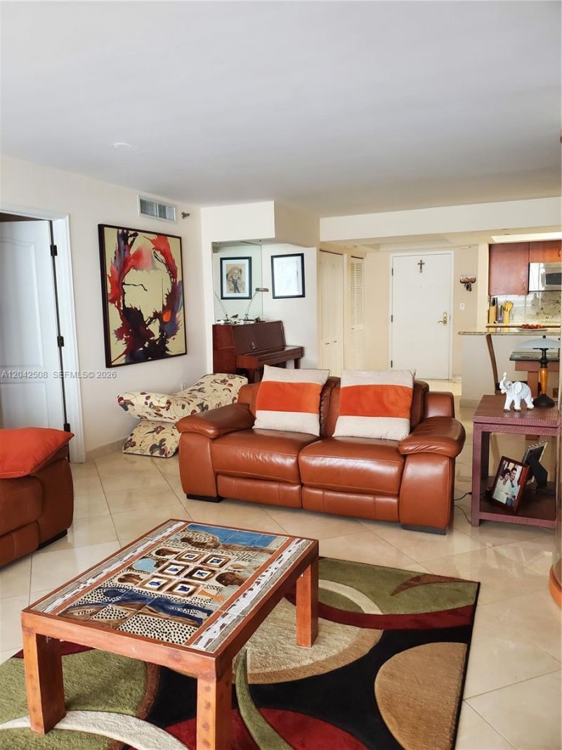 5757 Collins Ave , Unit 1604, Miami Beach, FL 33140 Photo