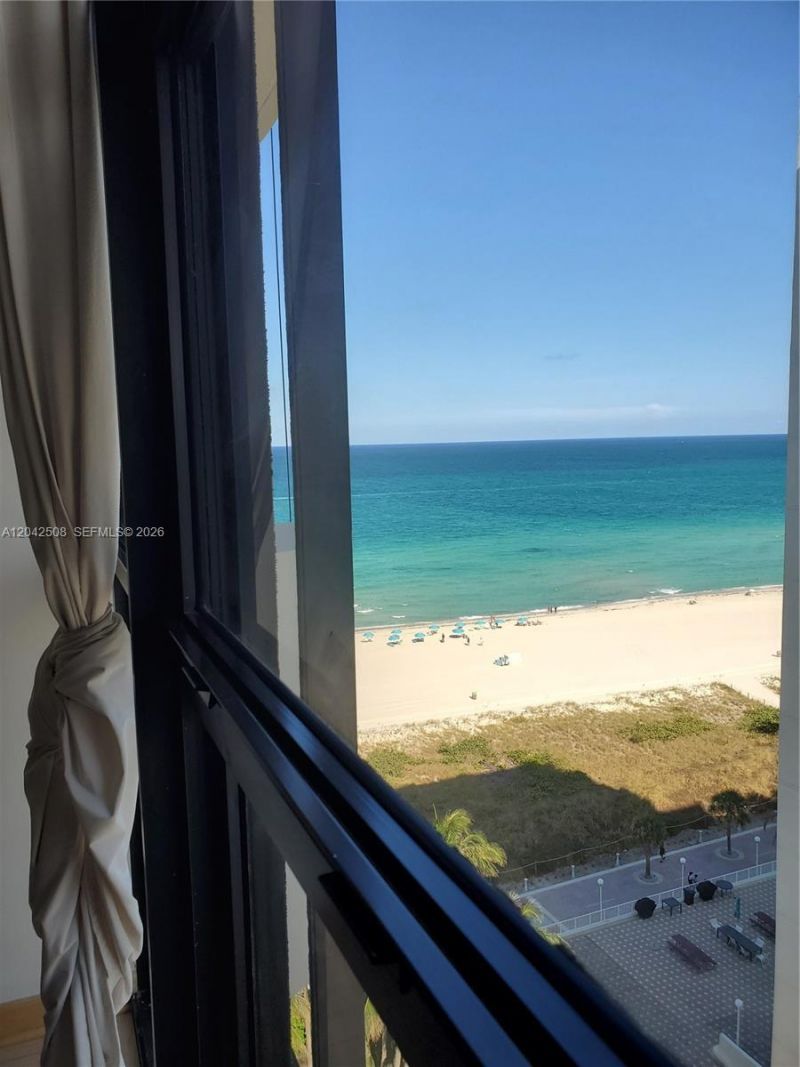5757 Collins Ave , Unit 1604, Miami Beach, FL 33140 Photo