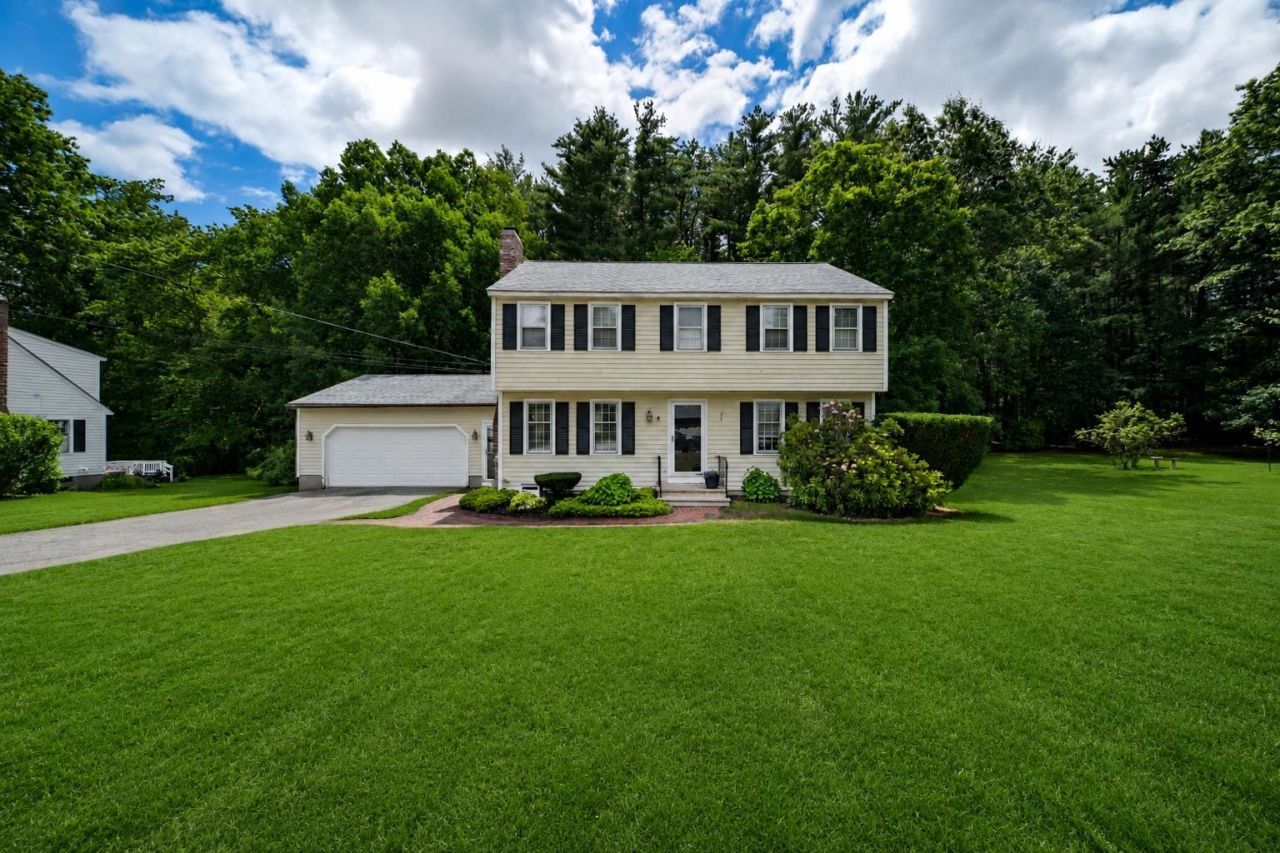 19 Baymeadow Drive, Nashua, NH 03063 Main Photo