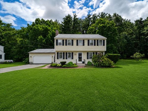 19 Baymeadow Drive, Nashua, NH 03063
