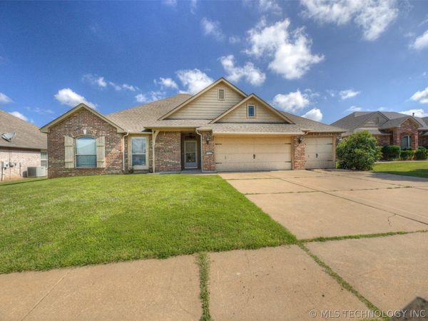 3318 E Fairmont Place , Broken Arrow, OK 74014