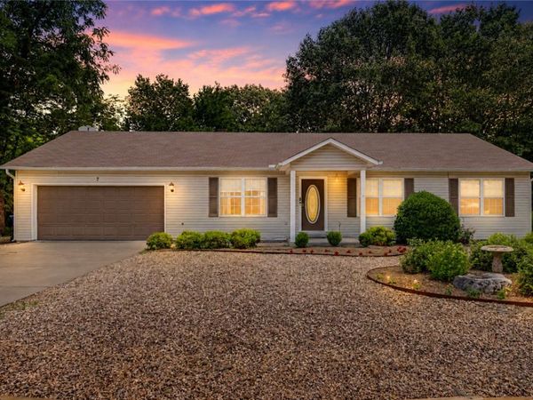 7 Walney Drive , Bella Vista, AR 72715