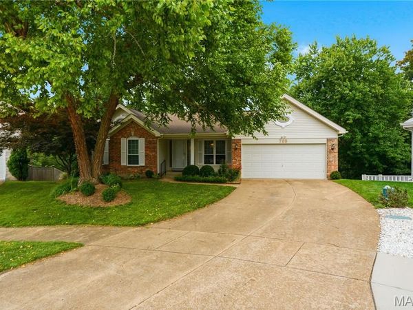 708 Arbor Crest Way, Ballwin, MO 63021