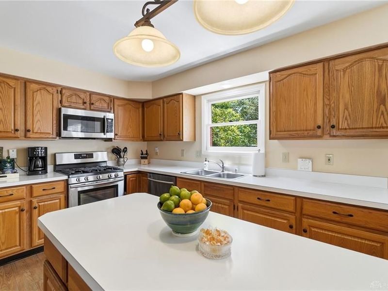 6295 Stoneyford Court, West Chester, OH 45069 Photo 18