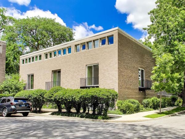 5616 S Harper Avenue , Chicago, IL 60637