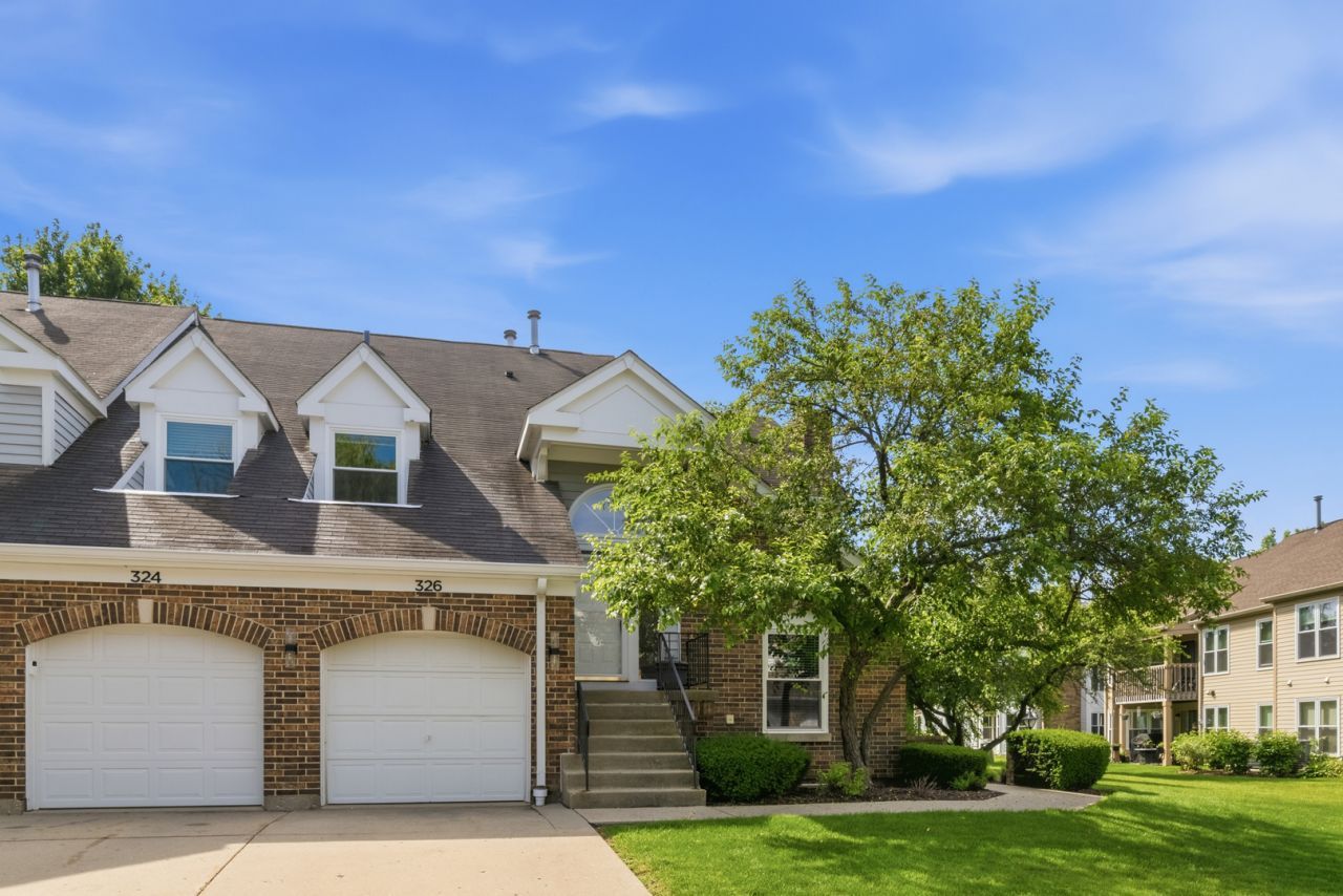 326 Satinwood Court N, Unit 326, Buffalo Grove, IL 60089 Main Photo