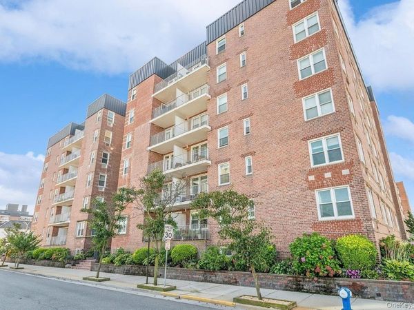 210 E Broadway , Unit 6L, Long Beach, NY 11561