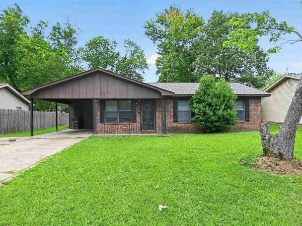 208 Hilda Street , Jacksonville, AR 72076