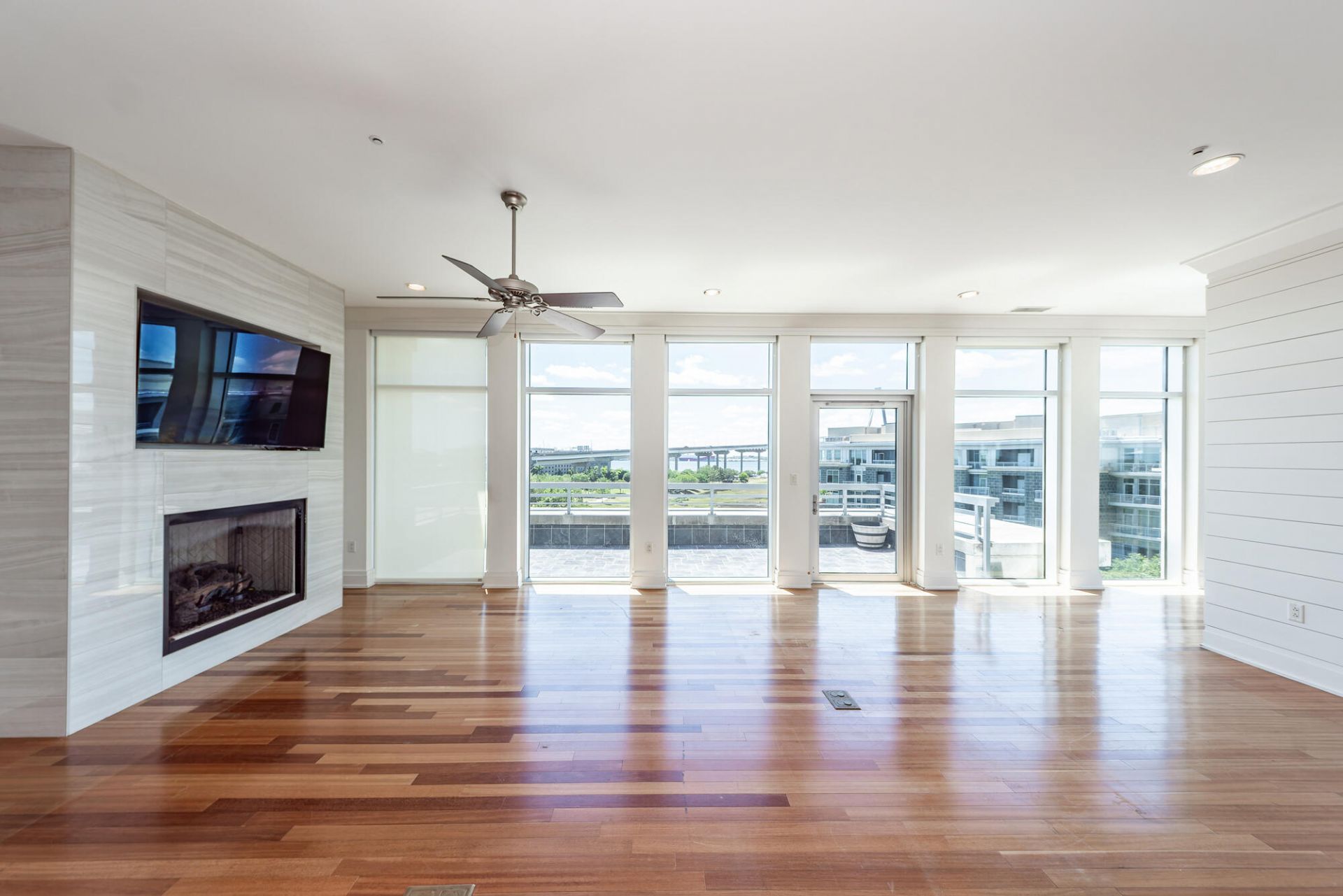 269 Cooper River Drive Photo 7