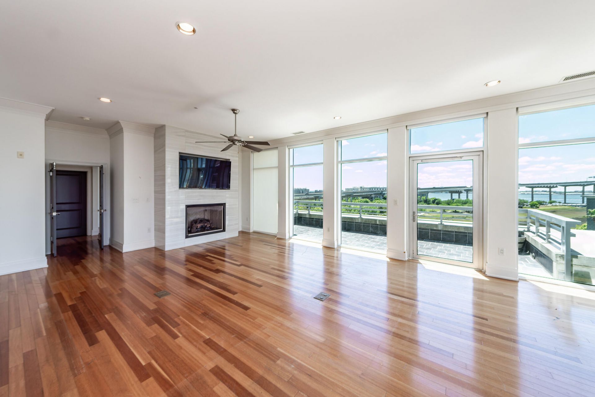 269 Cooper River Drive Photo 8
