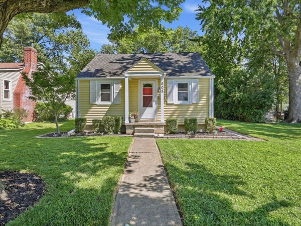 808 W 9th Street , Marysville, OH 43040