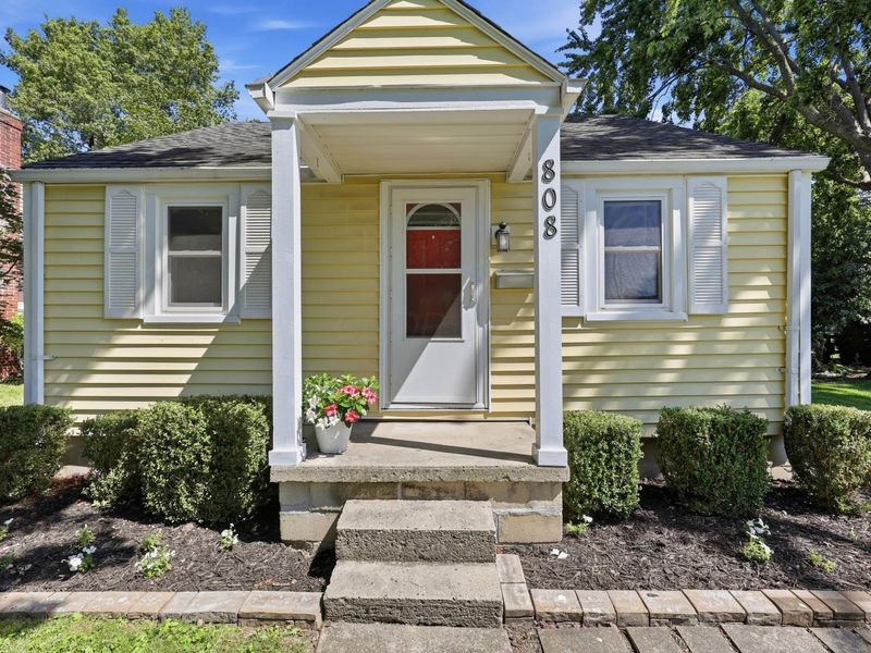 808 W 9th Street, Marysville, OH 43040 Photo 5