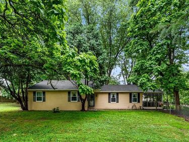 102 WESTVIEW DRIVE, LINCOLN UNIVERSITY, PA 19352