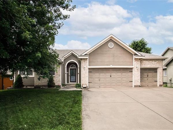 406 BRIAR Lane, Kearney, MO 64060